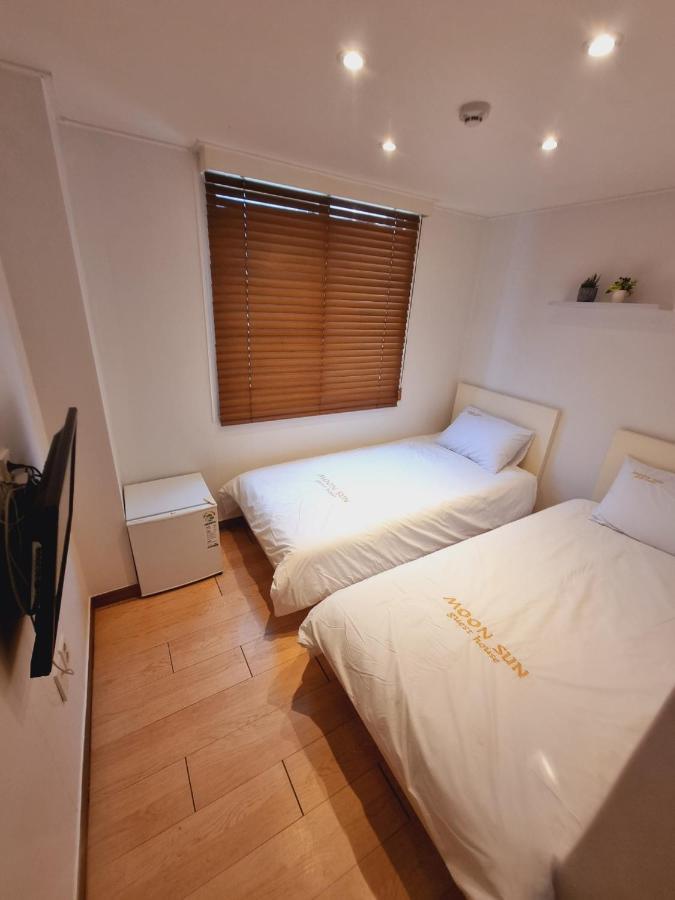 Moon Sun Guesthouse Seoel Buitenkant foto